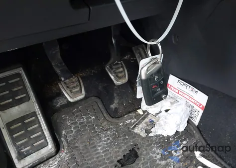 2015 Volkswagen Golf Gti 2.0T Se 4-Door z USA, uszkodzony, nr VIN 3VW5T7AU1FM017237